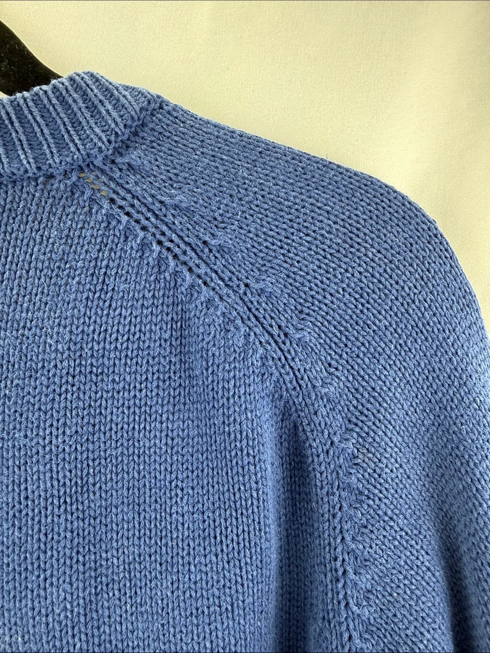 Brian MacNeil Knitwear 100% Cotton Men's Size Large Deep Blue V-Neck Sweater